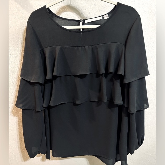 Elegant Black Ruffle Blouse - Picture 1 of 6